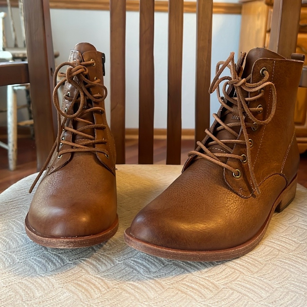 Kork-Ease  brown NIB booties